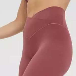 Offline by Aerie Real Me High Waisted Cropped Crossover Leggings Size XXL